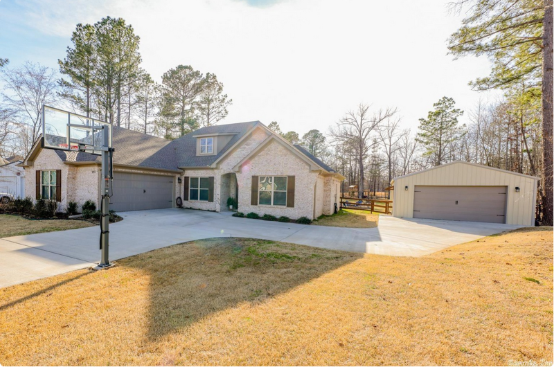 Building Photo - 9057 Greenstone Dr