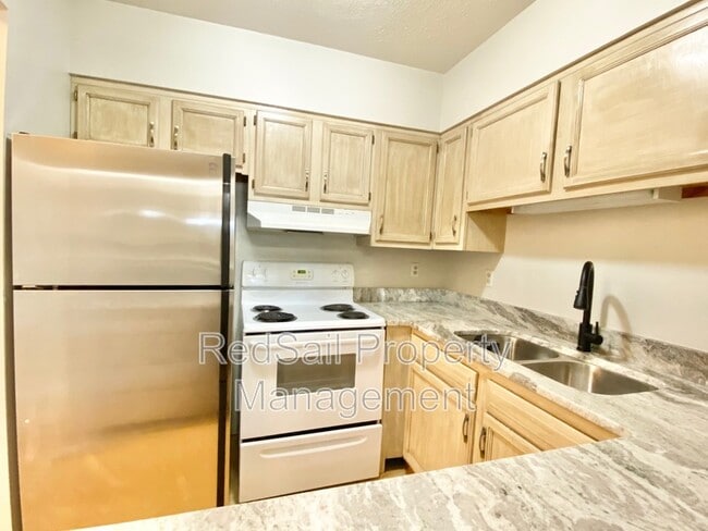 Building Photo - 21 Sidewinder Ct