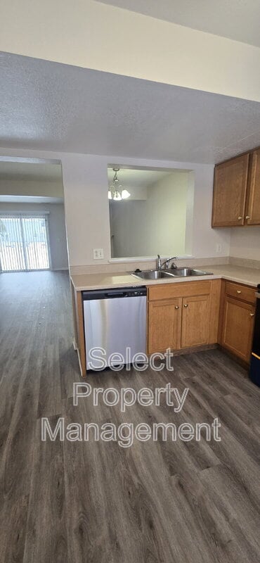 Building Photo - 5446 Evard Rd