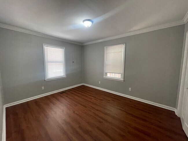 Building Photo - 4/2.5  BRICK Home Available Now!!