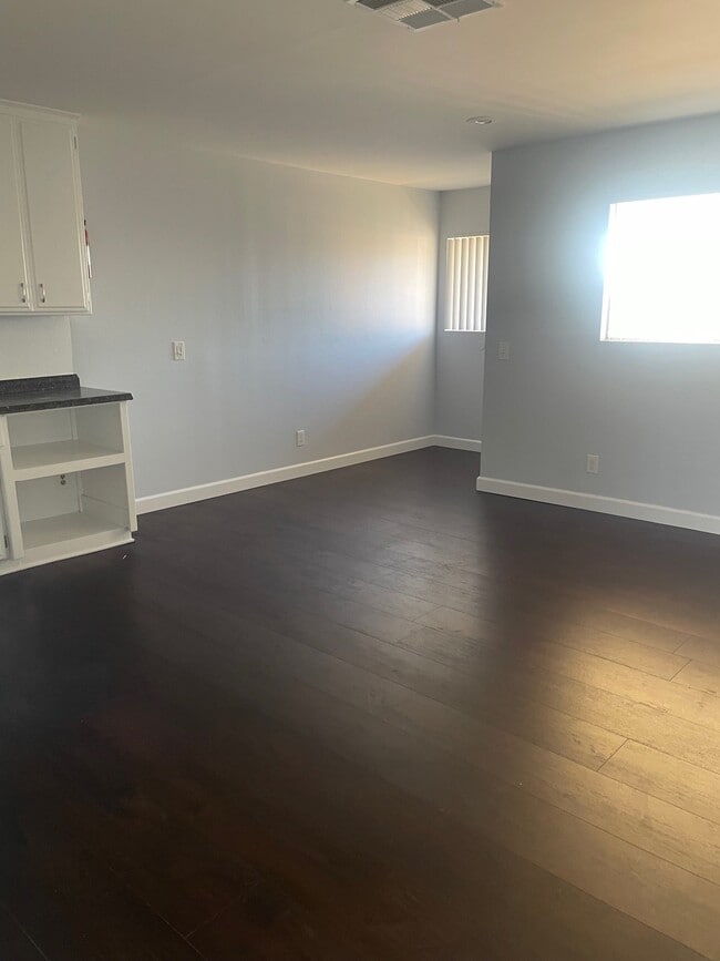 Foto del edificio - 6003 Craner Ave