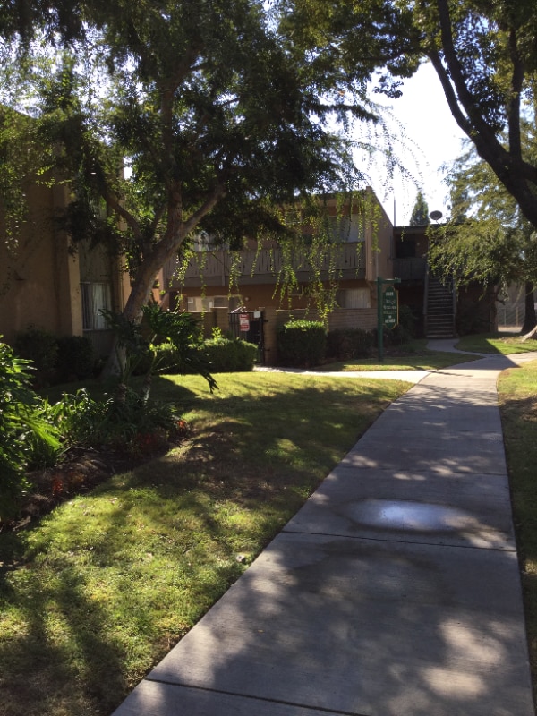 Foto del edificio - 931 N Highland St