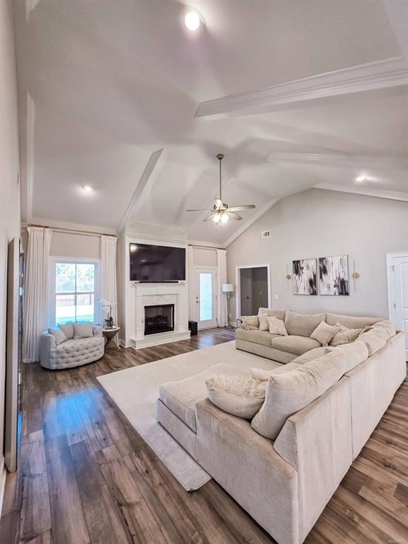 Foto del edificio - 104 Lenore Ct