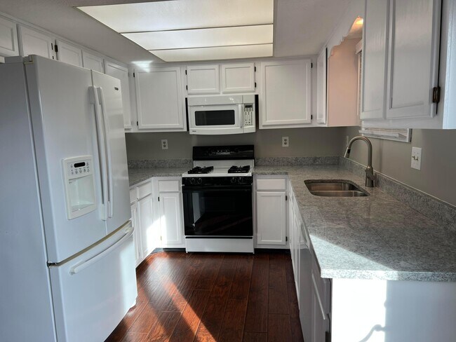 Foto del edificio - 2332 Gavinley Way