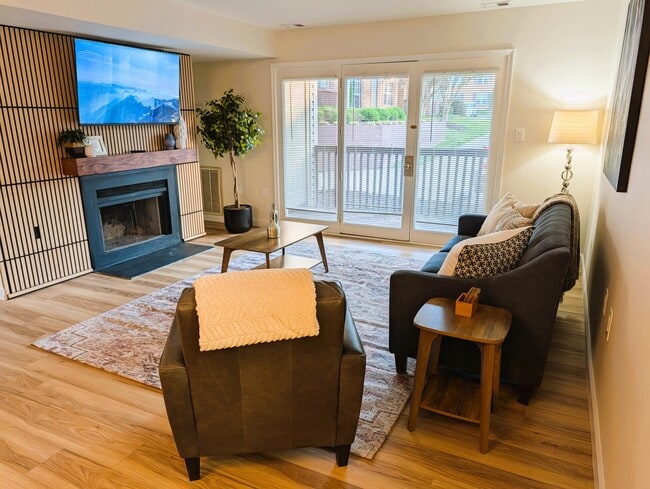 Foto del edificio - 9902 Grapewood Ct