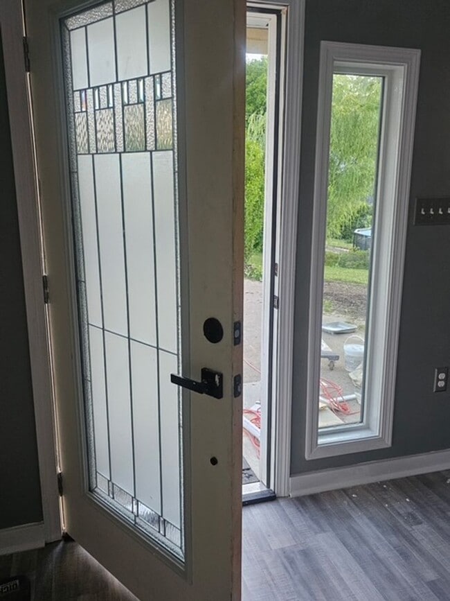 Photo - Maryville 37804 - Brand New 1 bedroom, 1 bath in the Heart of Maryville - Contact Troy Adams (865... House