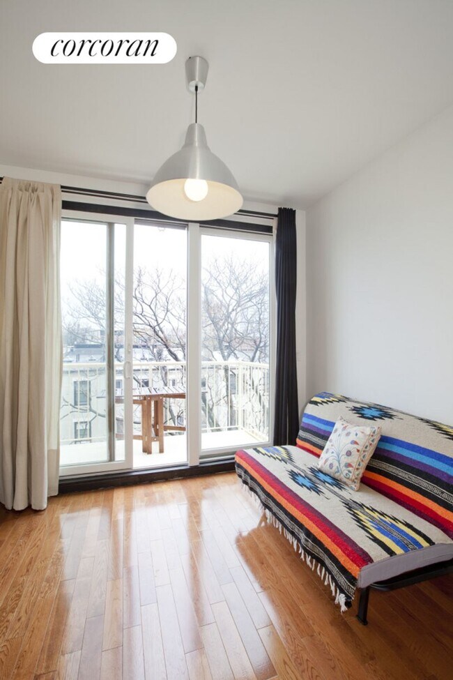Foto del edificio - 121 W 131st St