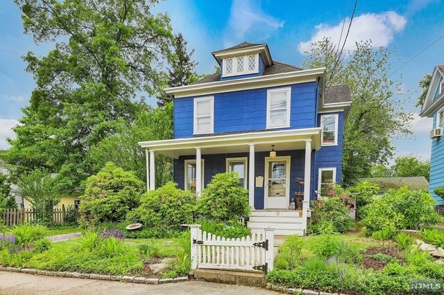 Primary Photo - 316 Dayton St