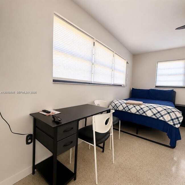 Foto del edificio - 3202 Pierce St
