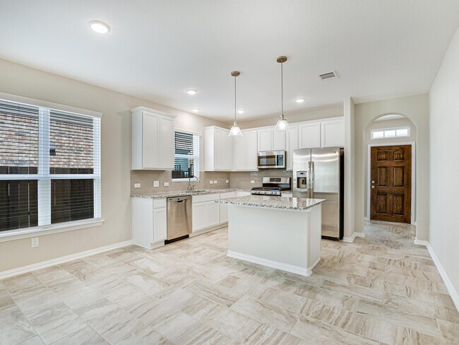 Building Photo - 213 Penna Ln