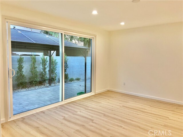 Foto del edificio - 1040 Ruberta Ave