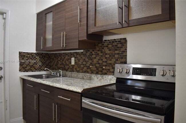 Foto del edificio - 16851 NE 21st Ave