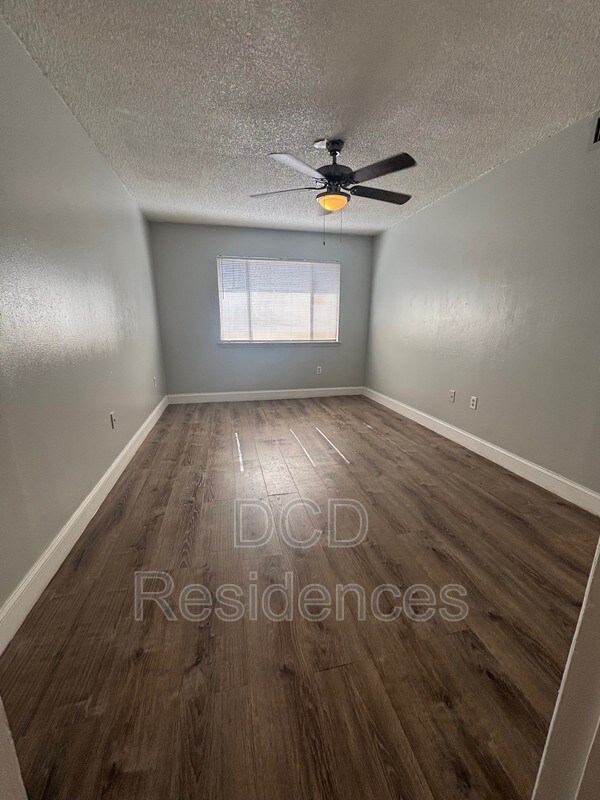 Building Photo - 3202 S Orlando Dr