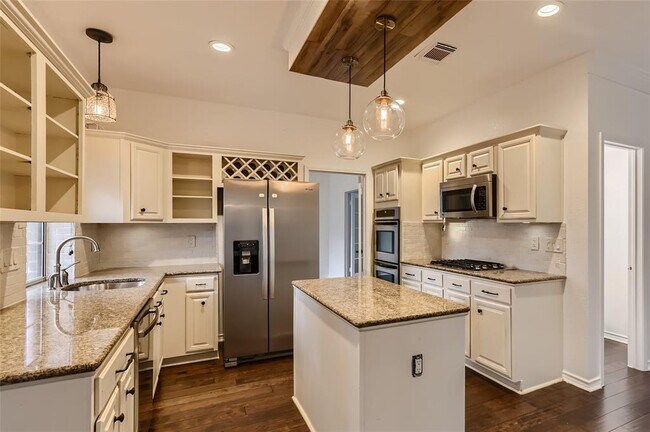 Foto del edificio - 6314 Old Harbor Ln