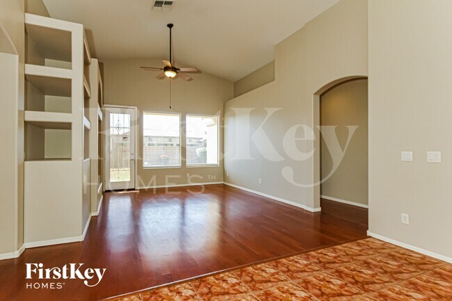 Building Photo - 14135 W Riviera Dr