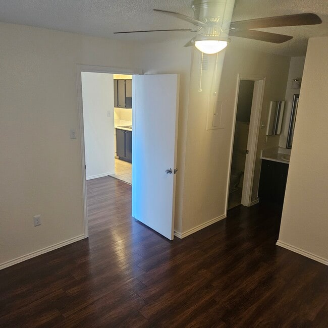 Downstairs with plank - Sundance