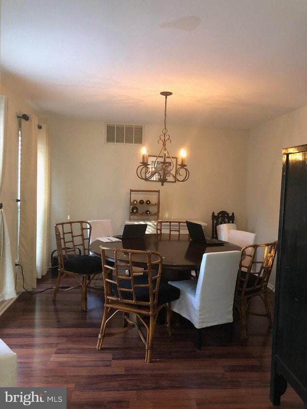 33 Voorhees Ct, Pennington, NJ 08534 Townhome Rentals in Pennington