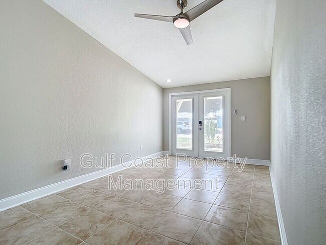 Foto del edificio - 3255 Jamestown St