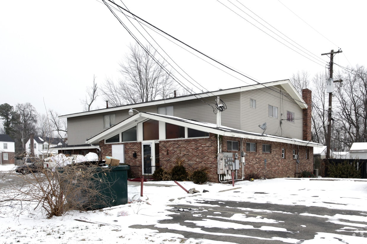 271 Evangeline Ave, Louisville, KY 40214 Apartments in Louisville, KY