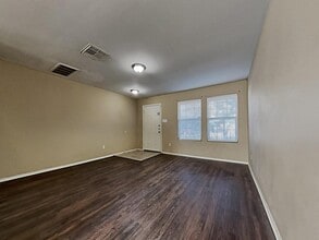 Building Photo - 503 Pine Cluster Ct