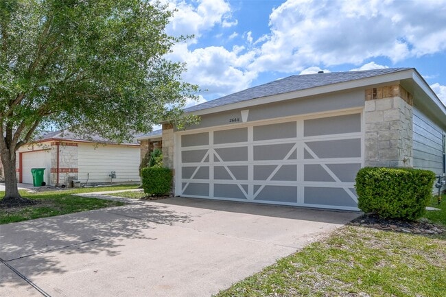 Foto del edificio - 26611 Marble Falls Bend