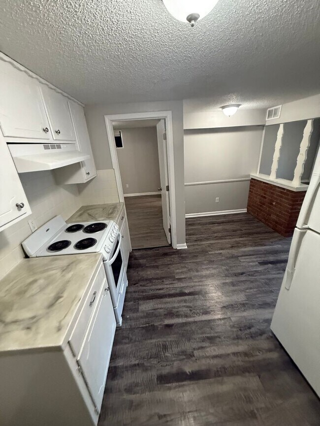 Foto del edificio - 903 1/2 Fredrick St