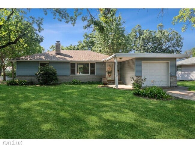 Building Photo - 3 br, 2 bath House - 6221 Sunrise Dr NE