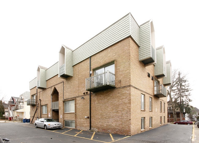 Building Photo - Dean Apartments