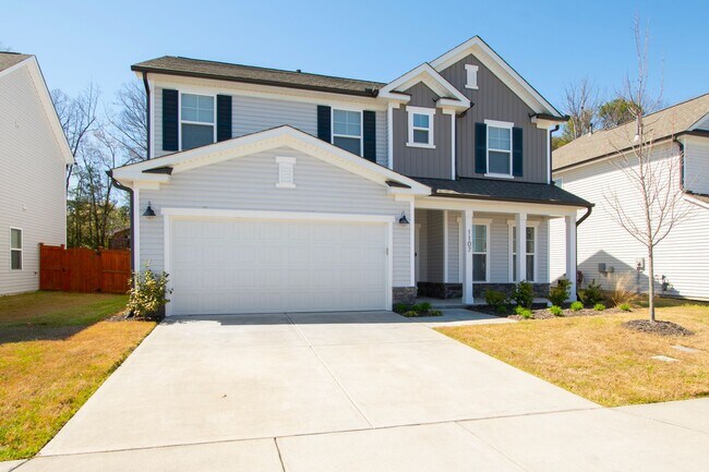 Foto del edificio - Exquisite 3-Bedroom Home with Upgrades & A...