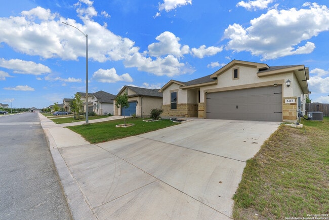 Building Photo - 2415 Verona Wy