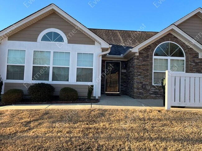 Building Photo - 873 Carlisle Ln