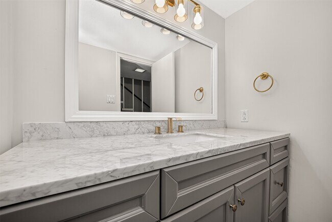 Foto del edificio - 10383 Briar Forest Dr