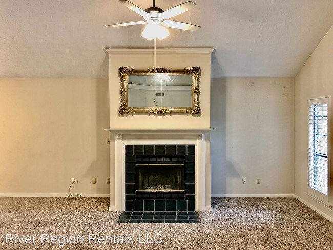 Building Photo - 4 br, 3 bath House - 362 Monette Street