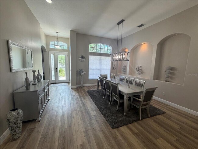 Building Photo - 1115 Landale Ct