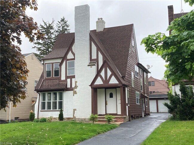 Foto del edificio - 3627 Lindholm Rd