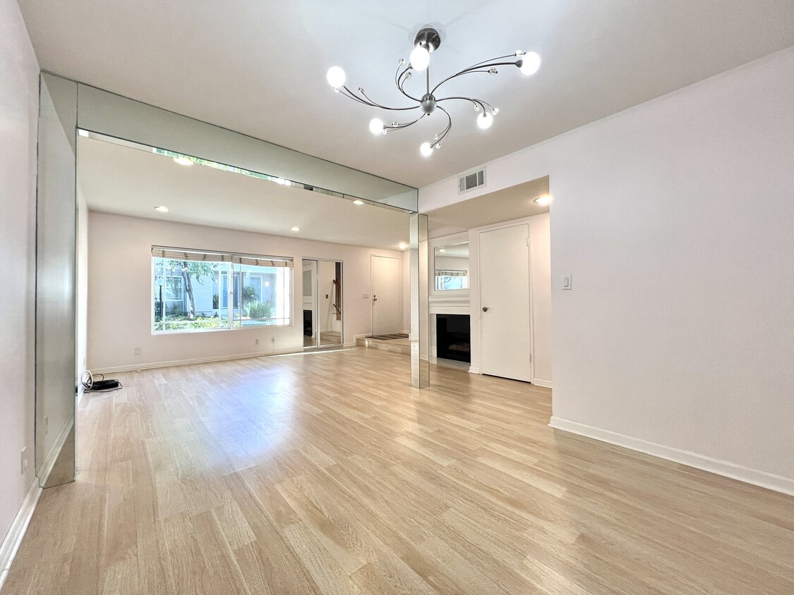 Dinning area with fireplace - 17738 Devonshire St