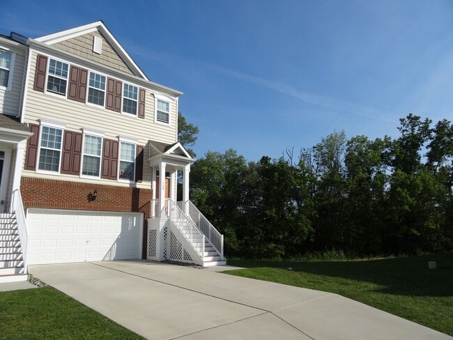 Building Photo - 112 Wilder Wy