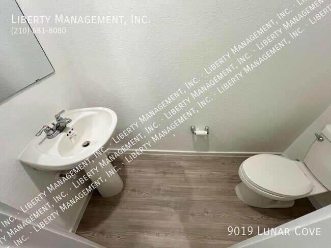 Foto del edificio - 9019 Lunar Cv