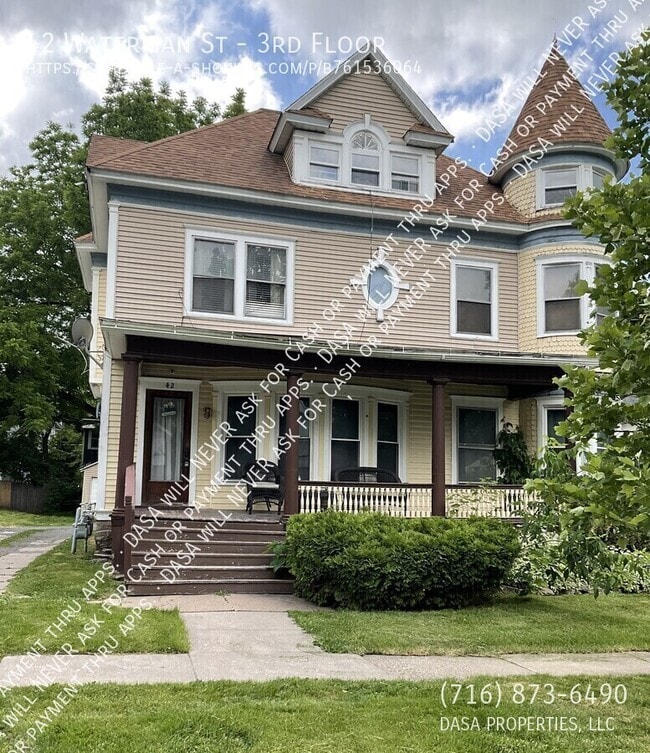 Building Photo - 42 Waterman St