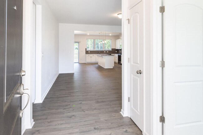 Building Photo - NEW 3 Bedroom Home - Stonebridge Fairways ...