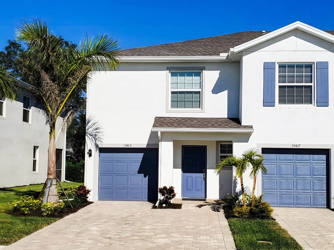 Primary Photo - 15413 Wildflower Cir