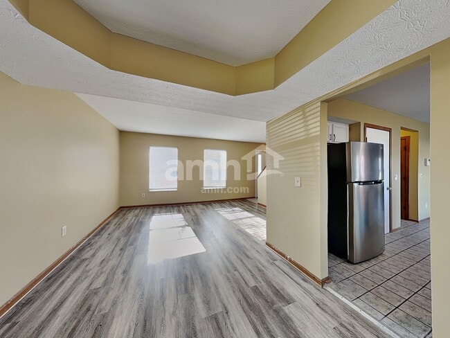 Building Photo - 2650 Willowgate Rd