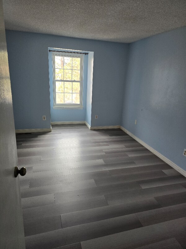 Foto del edificio - 2001 S Helena St