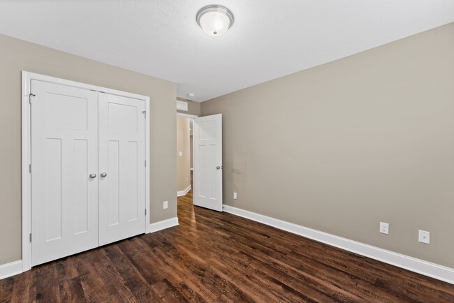 Building Photo - Walnut Valley Apartments