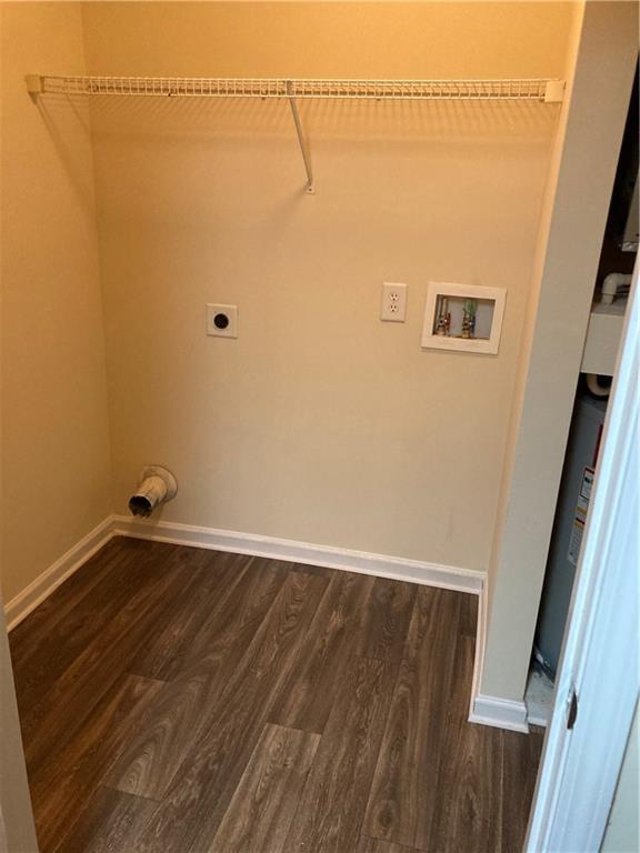 Foto del edificio - 8202 Fairington Ridge Cir