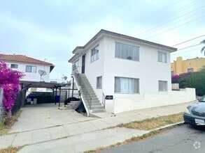 Building Photo - 2568-2568 Landis St