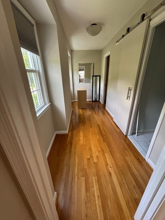 Building Photo - 12116 Little Creek Dr