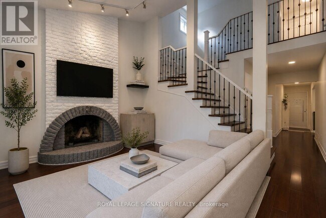 Photo du bâtiment - 23 W Borough St