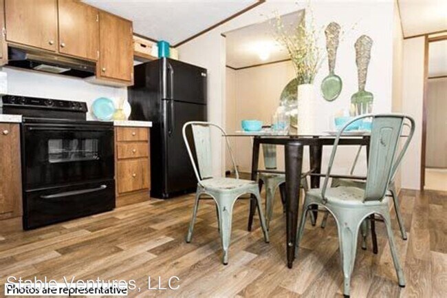 Foto del edificio - 318 Hillside Dr