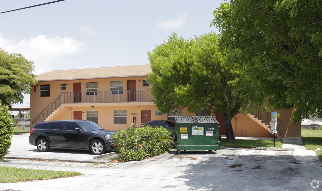 Building Photo - Taylor Apartments